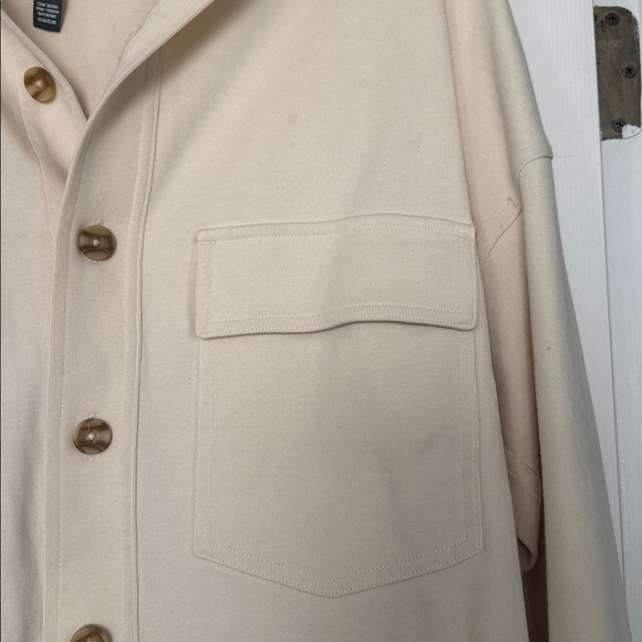 Vuori Mackenzie Cropped Shirt Jacket Size Small - Picture 7 of 12